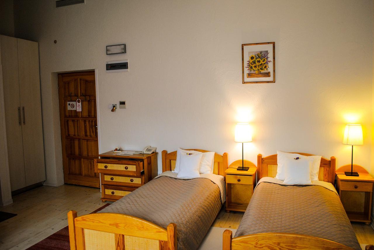 Hotel Krak Myslenice Exterior photo