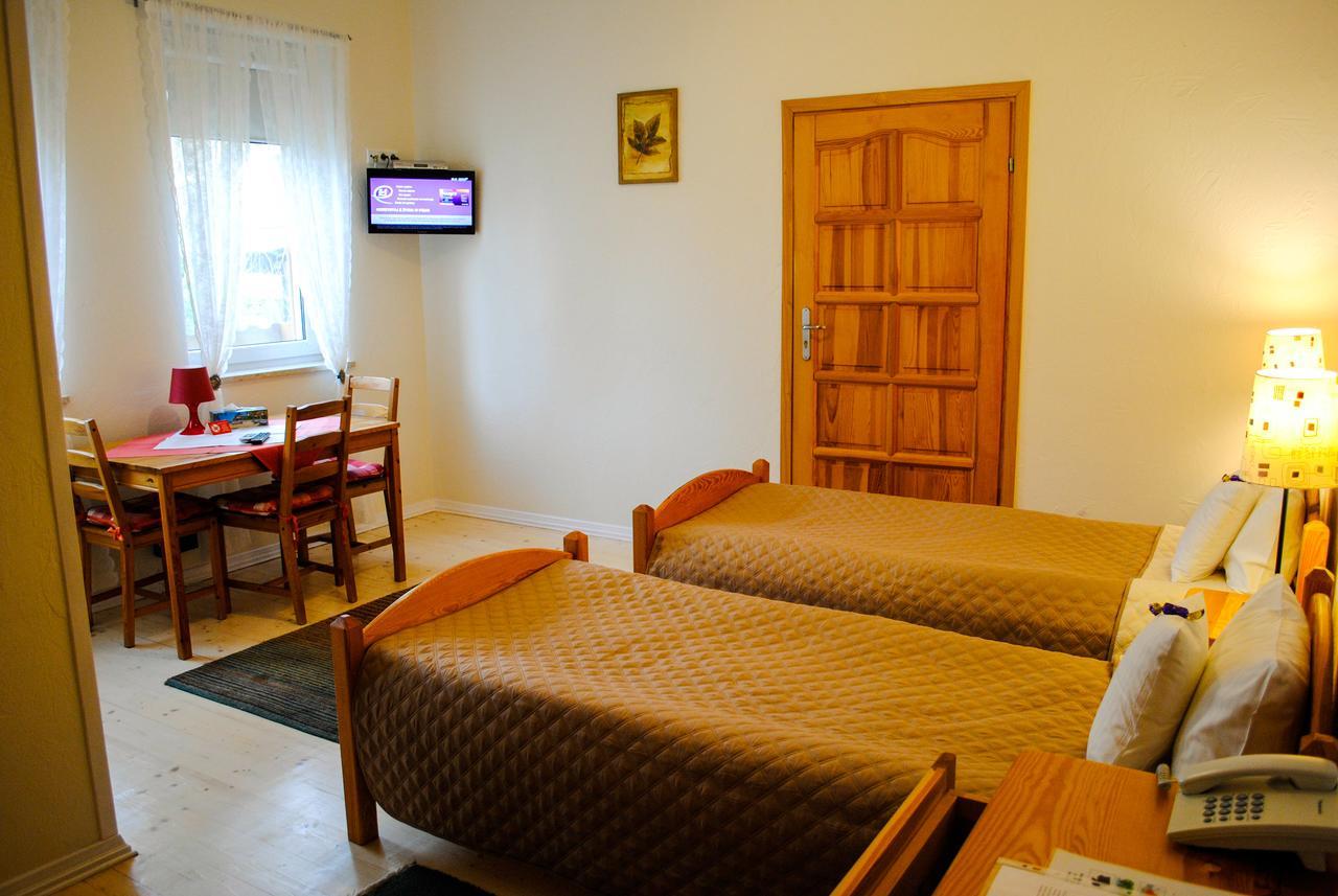 Hotel Krak Myslenice Exterior photo